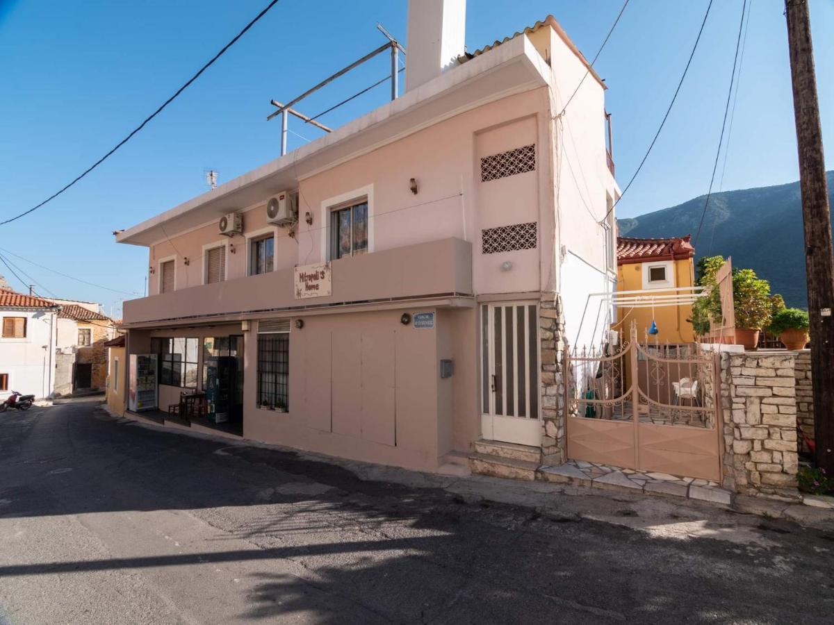 Mitropoli'S Home Leonídion Exterior photo