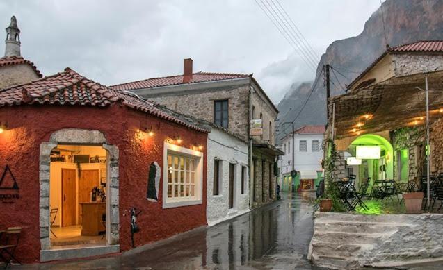 Mitropoli'S Home Leonídion Exterior photo